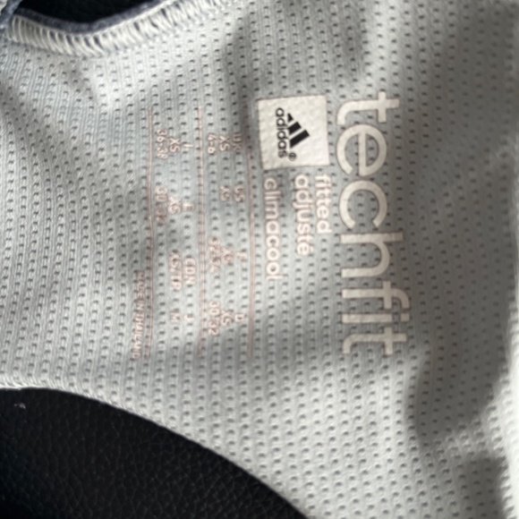 ADIDAS - XS sports camisoles bundle FOR SALE ! - Picture 2 of 3